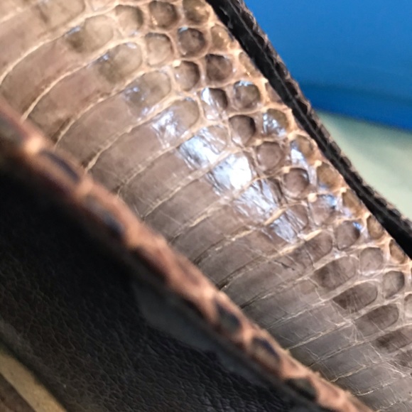 B Makowsky snake skin classic pumps - Picture 6 of 8